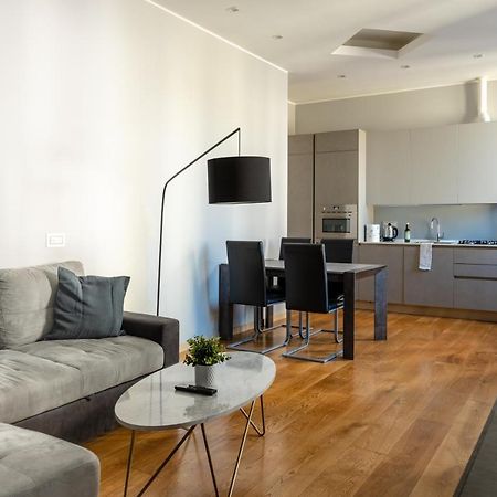 5 Min Duomo Luxury Home In Brera Design District Milán Exteriér fotografie