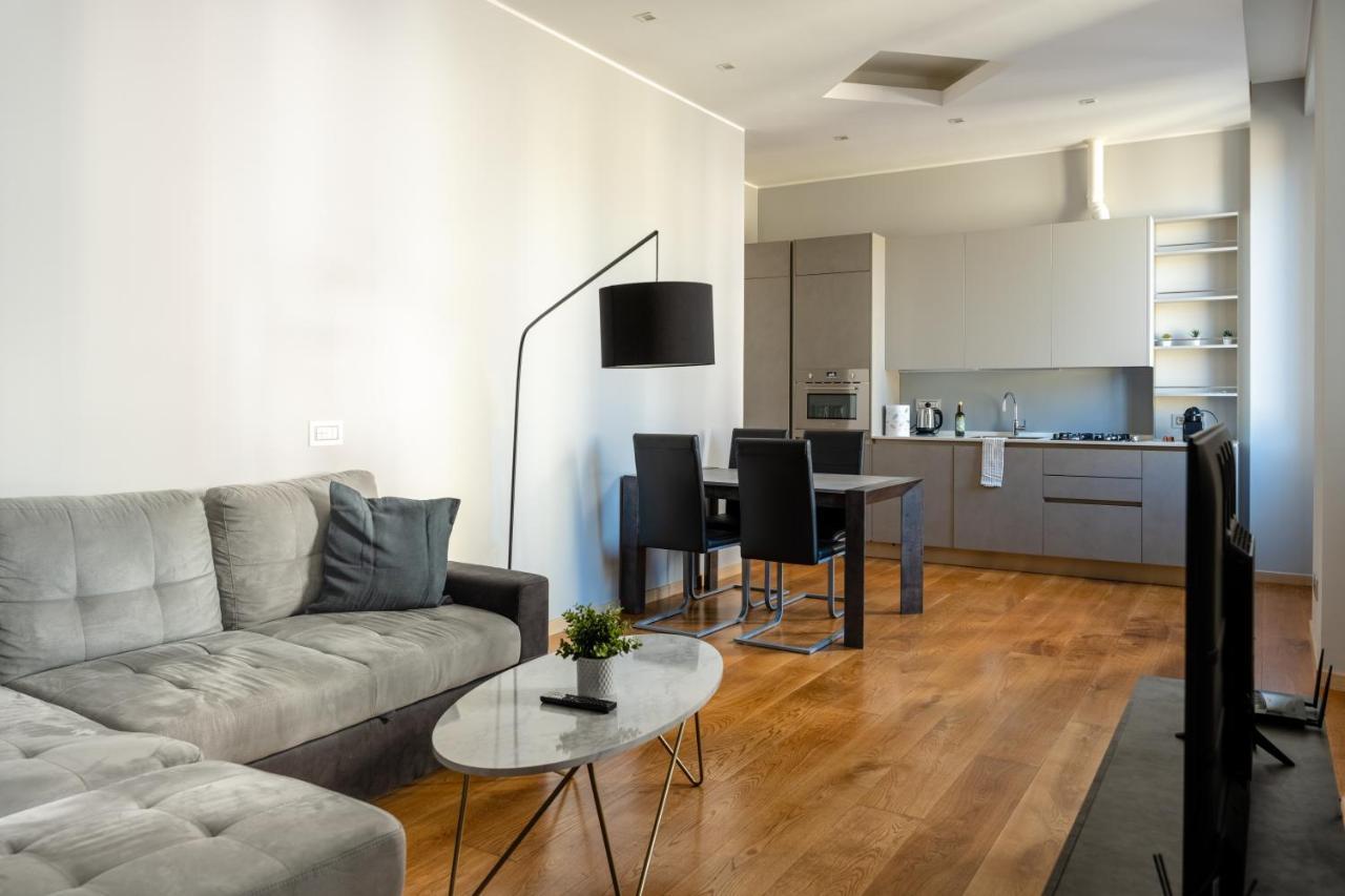 5 Min Duomo Luxury Home In Brera Design District Milán Exteriér fotografie